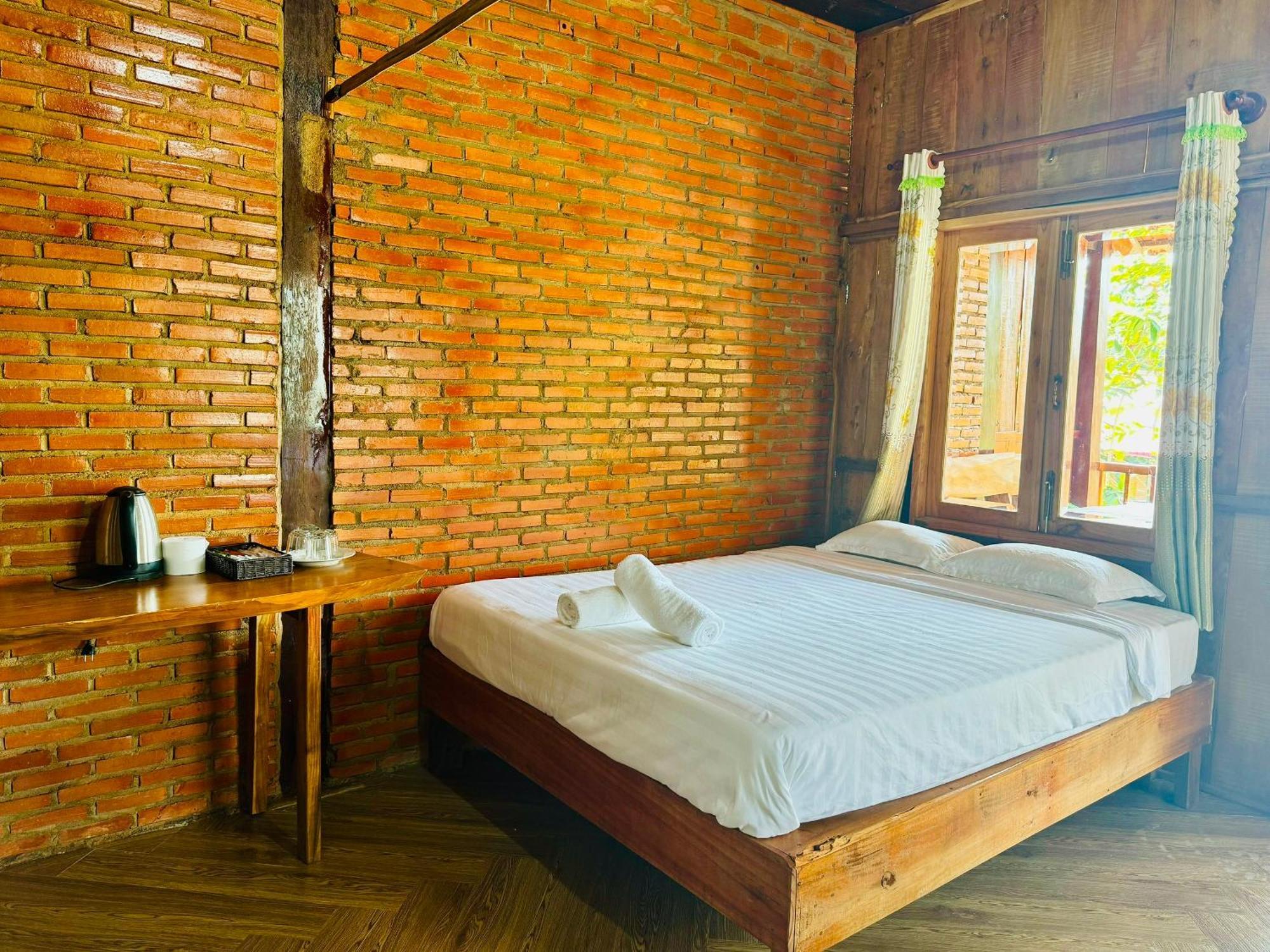 Lava Rock Viet Nam Lodge Anhfly Resort Nam Cat Tien Buitenkant foto