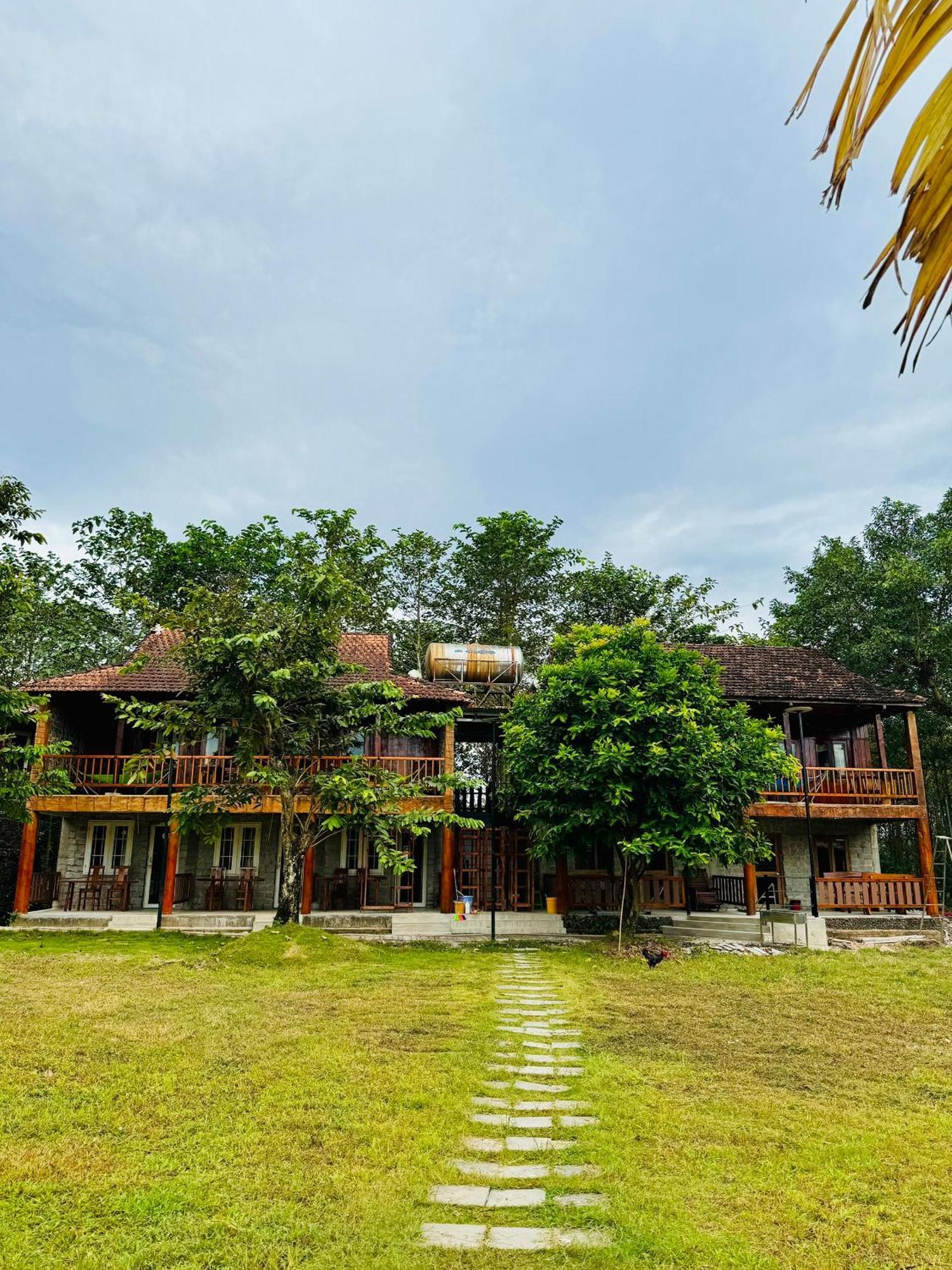 Lava Rock Viet Nam Lodge Anhfly Resort Nam Cat Tien Buitenkant foto